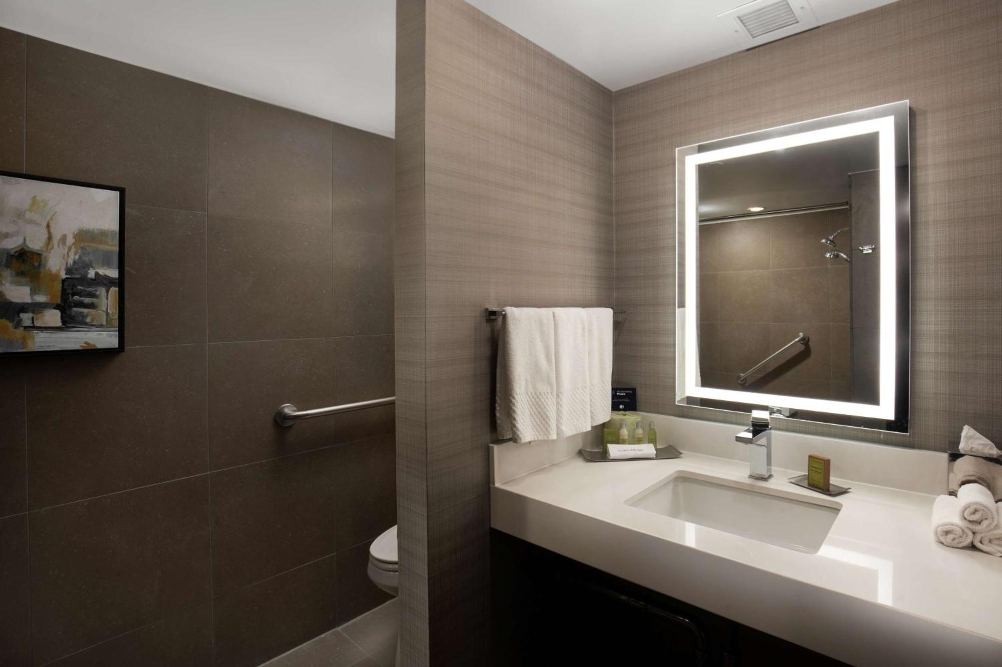 Hotel DoubleTree by Hilton Monrovia - Pasadena Area Exterior foto